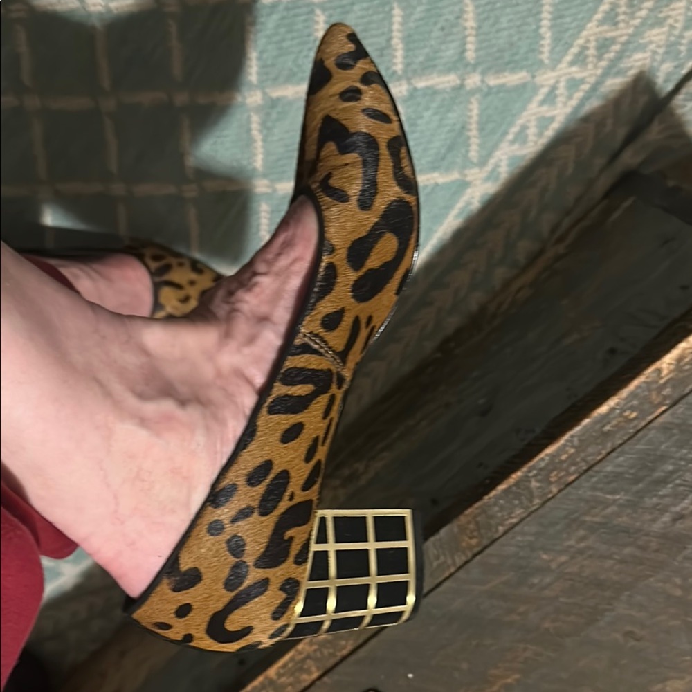 Brian Atwood Leopard Print Pointed-Toe Pumps in Tan and Black - Picture 9 of 12
